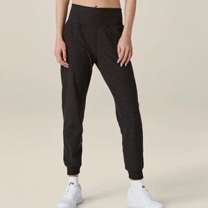 BEYOND YOGA Spacedye Midi Jogger - Darkest Night